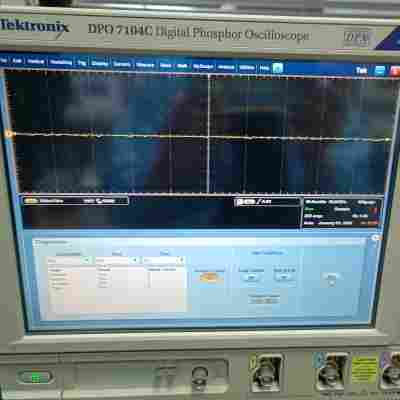 Tektronix泰克DPO7104数字示波器