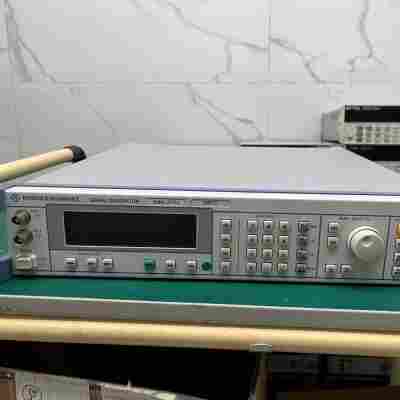 出售/SMR27射頻發(fā)生器27GHz-SMR27信號(hào)源