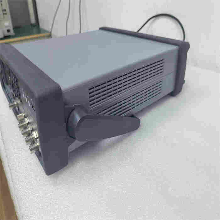 出售/回收E4980AKEYSIGHT E4980A精密型LCR表