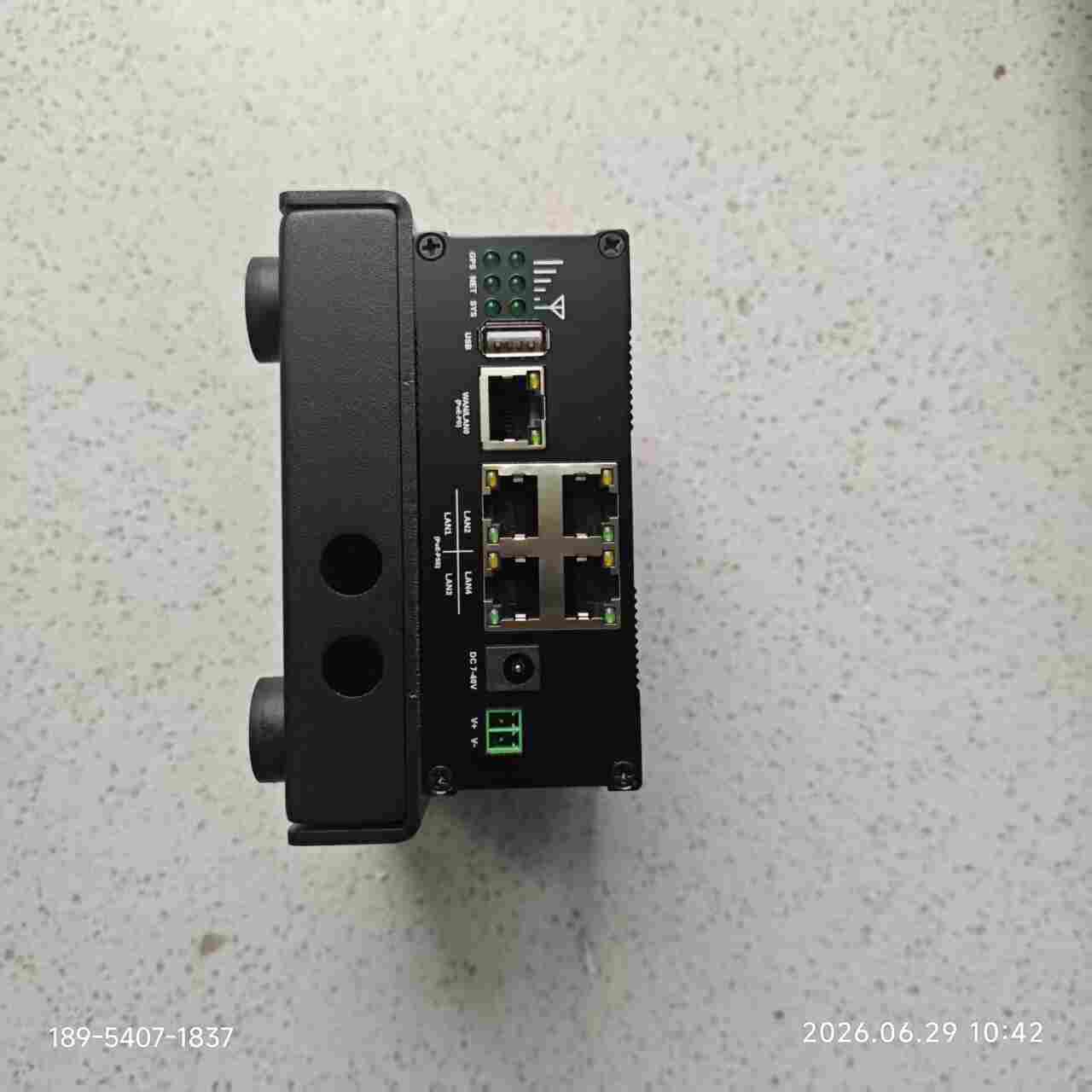 ZYDHG-SLWU4边缘数据融合5g智能终端 ZHANYUEE展悦