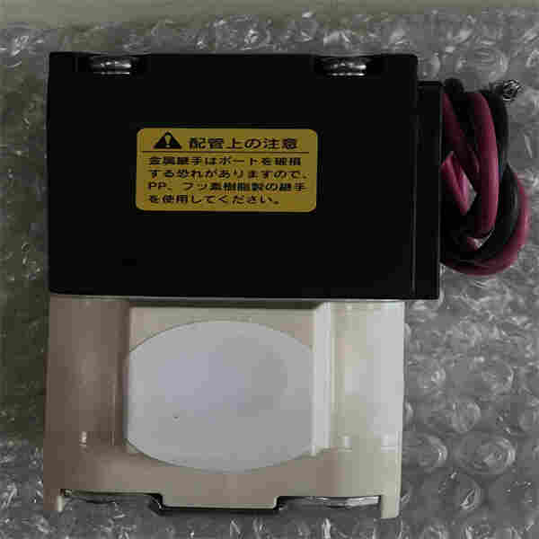 三位五通CKD电磁阀AB41-02-7-F2H-AC220V