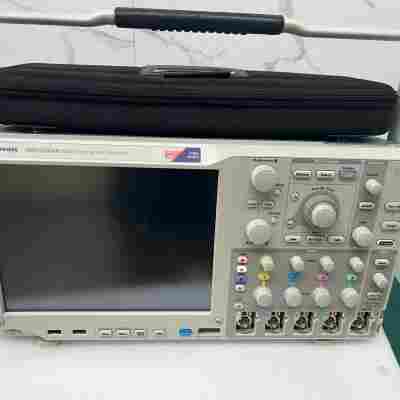 Tektronix泰克示波器MSO5204B 特征