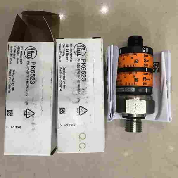 PN3071带显示屏的压力传感器IFM易福门PN3093