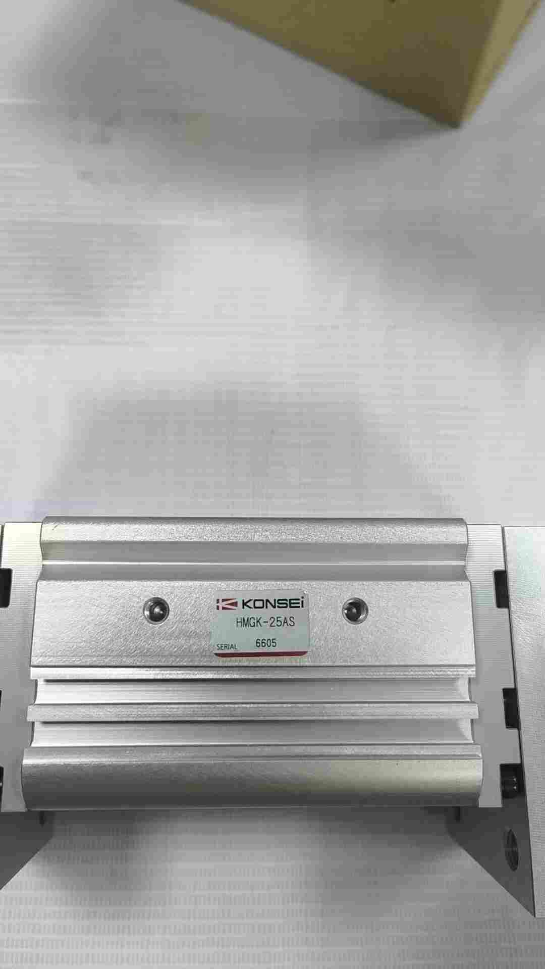 KONSEI HMGK-25AS 双活塞强力气爪 紧凑型薄型平行夹爪 自动化上下料夹持气缸
