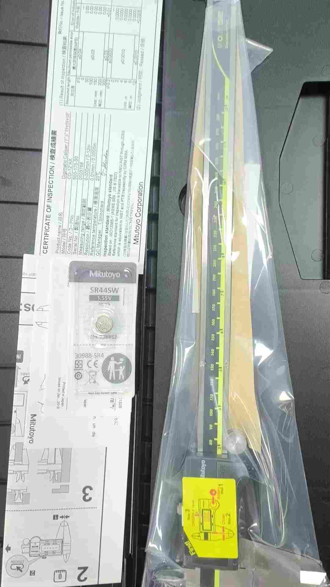 三丰500‑173‑30数显卡尺0‑300mm/0.01mm公英制 带滚轮深度杆 可外接数据采集器车