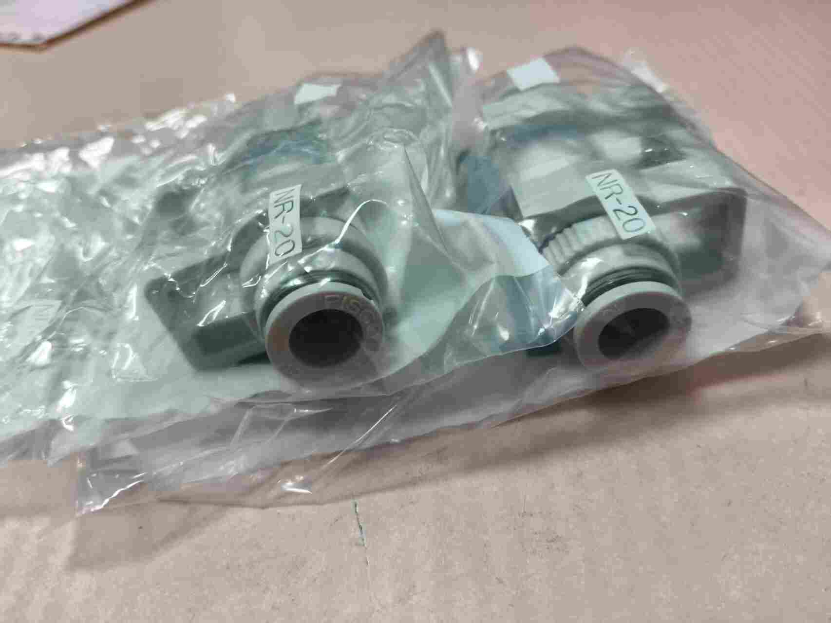 日本 PISCO 匹士克 VFU3-1010P 直通式真空过滤器 Φ10 两端快插 5μm 真空管路
