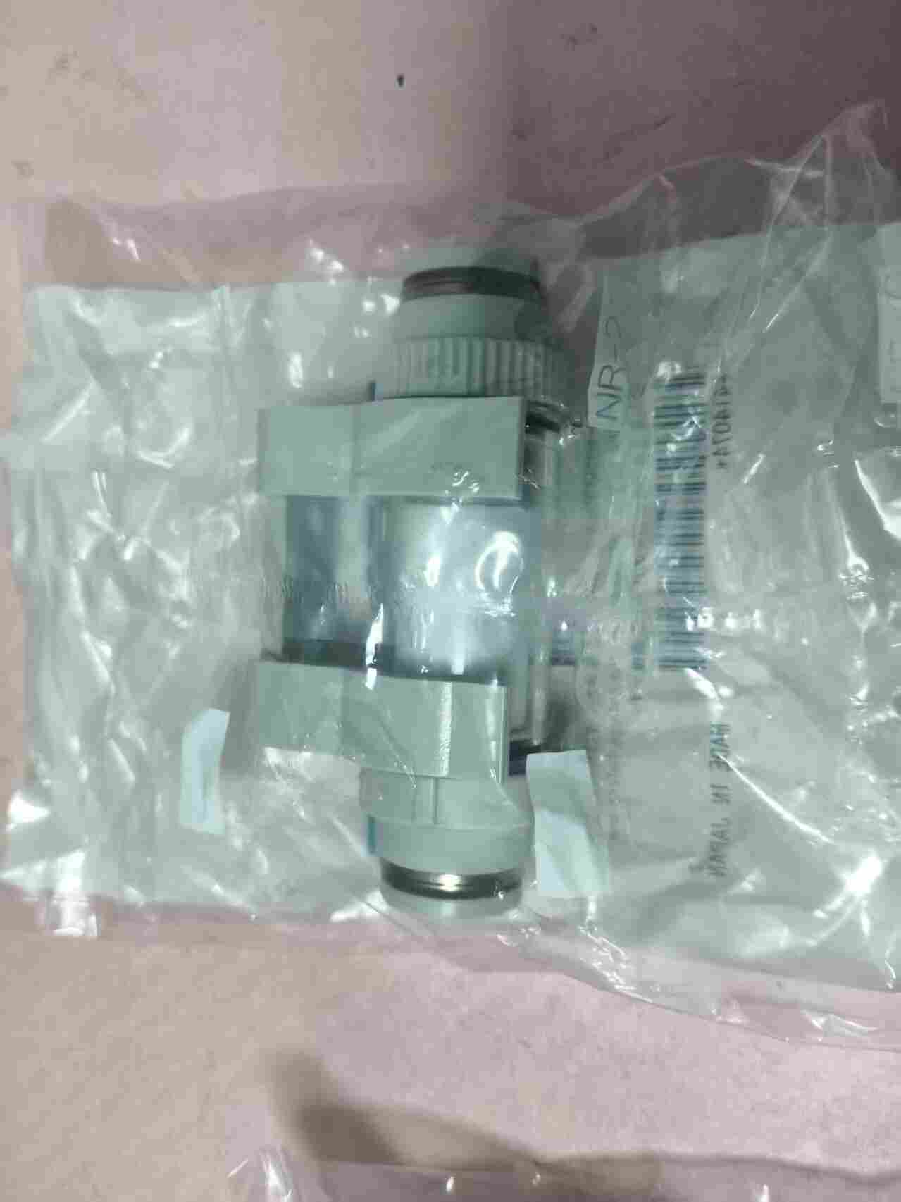 日本 PISCO 匹士克 VFU3-1010P 直通式真空过滤器 Φ10 两端快插 5μm 真空管路