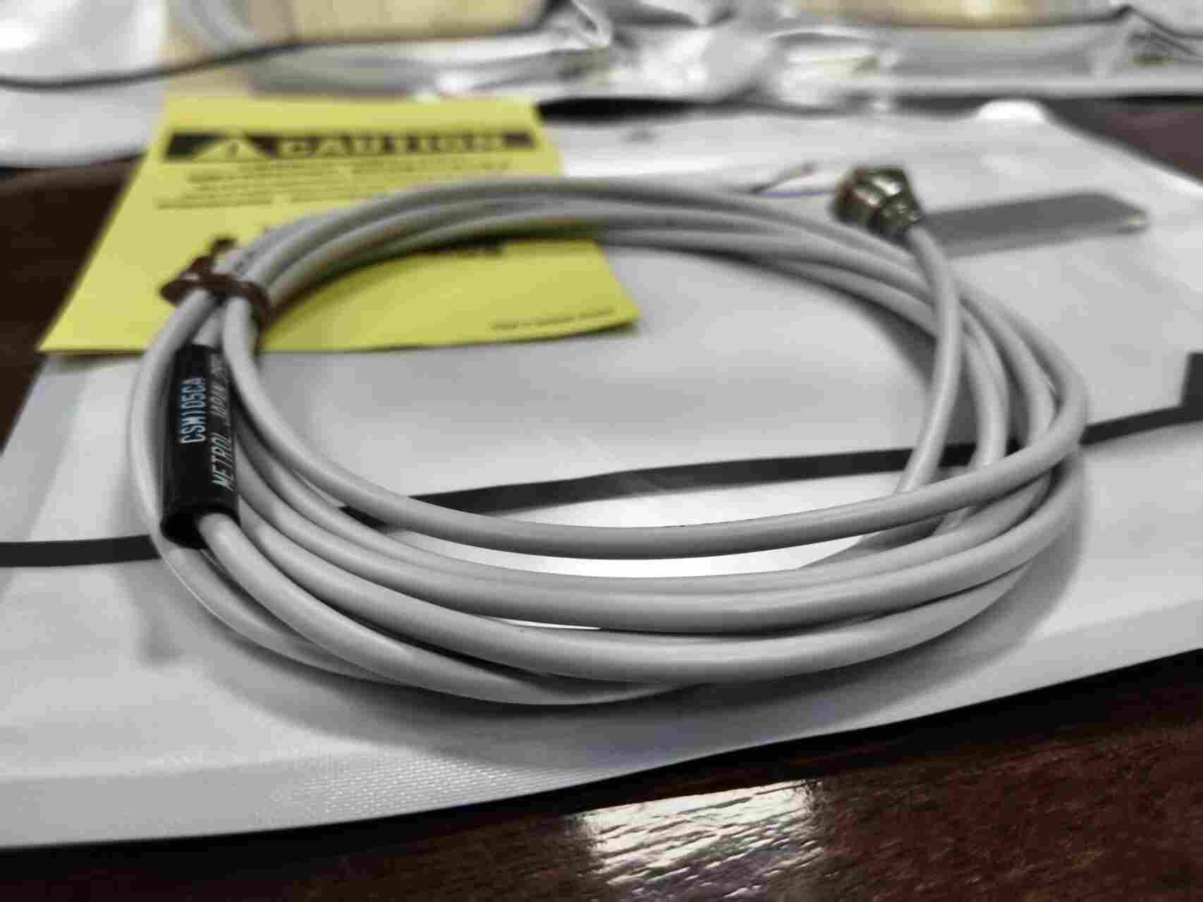 日本 METROL 美德龙 CSM105CA 精密接触式触摸开关 M10 螺纹常开型位置传感器